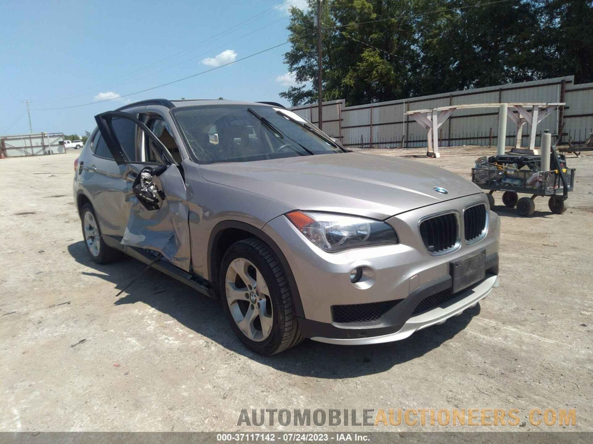 WBAVM1C50FV316725 BMW X1 2015