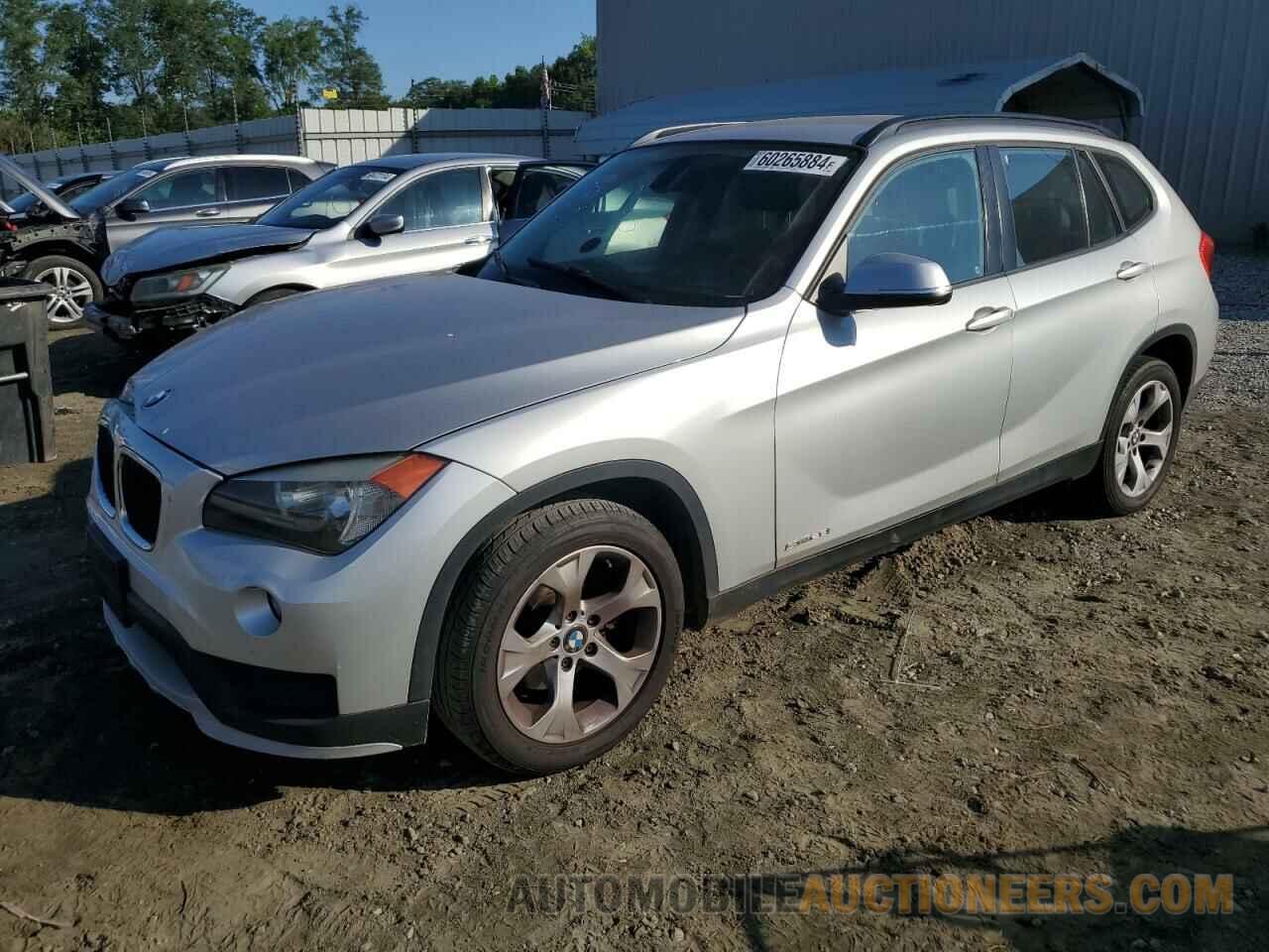 WBAVM1C50FVW58126 BMW X1 2015