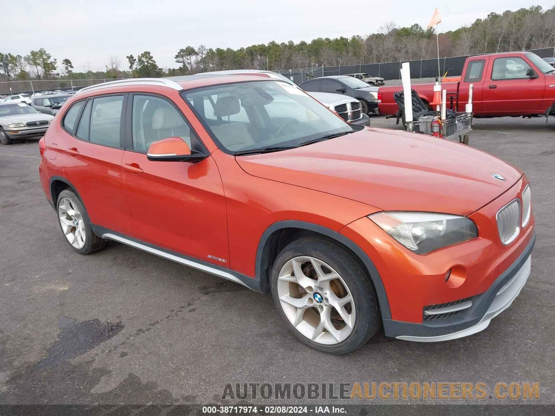 WBAVM1C50FVW58868 BMW X1 2015