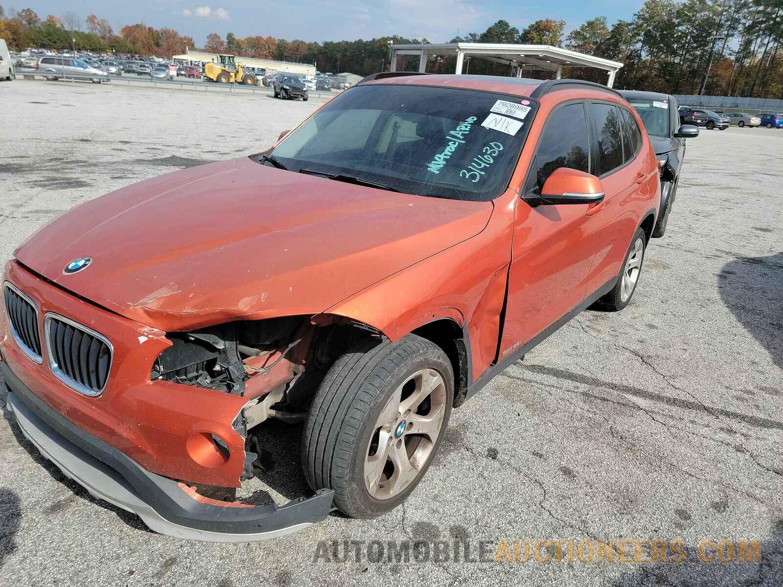 WBAVM1C51FV314630 BMW X1 2015