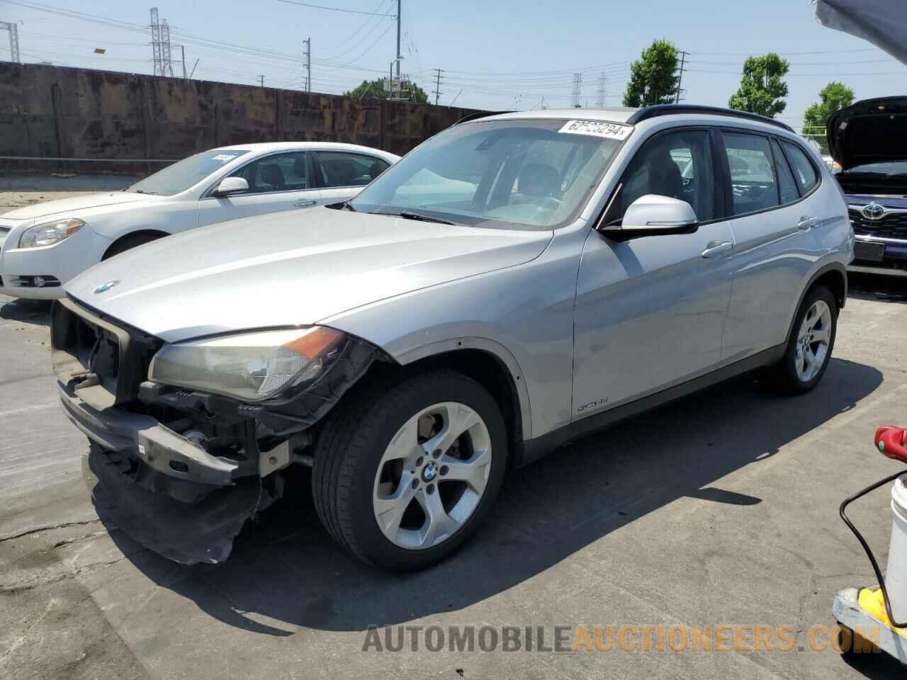 WBAVM1C51FV314921 BMW X1 2015