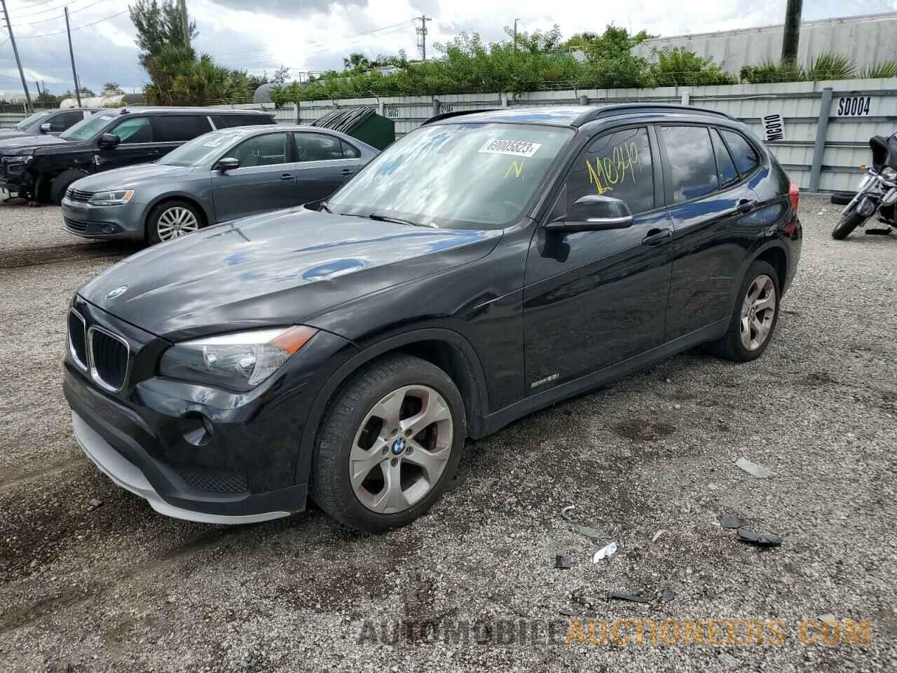 WBAVM1C52FV317228 BMW X1 2015