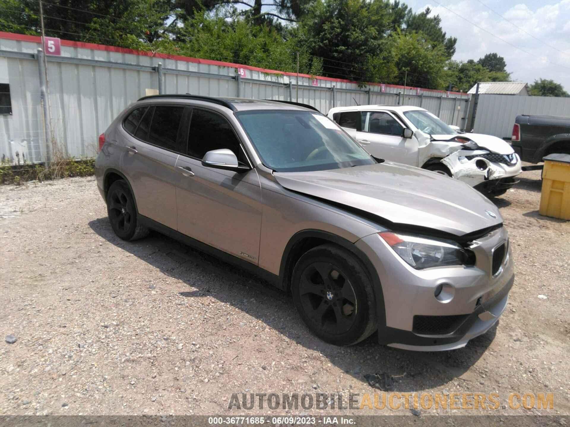 WBAVM1C52FV318671 BMW X1 2015