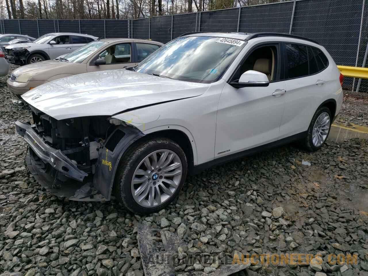 WBAVM1C52FV319366 BMW X1 2015