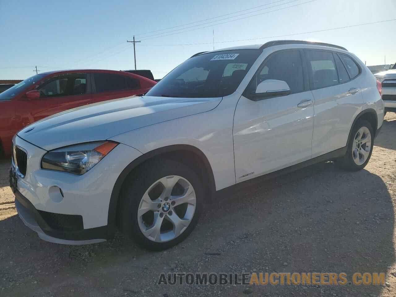 WBAVM1C52FV498542 BMW X1 2015