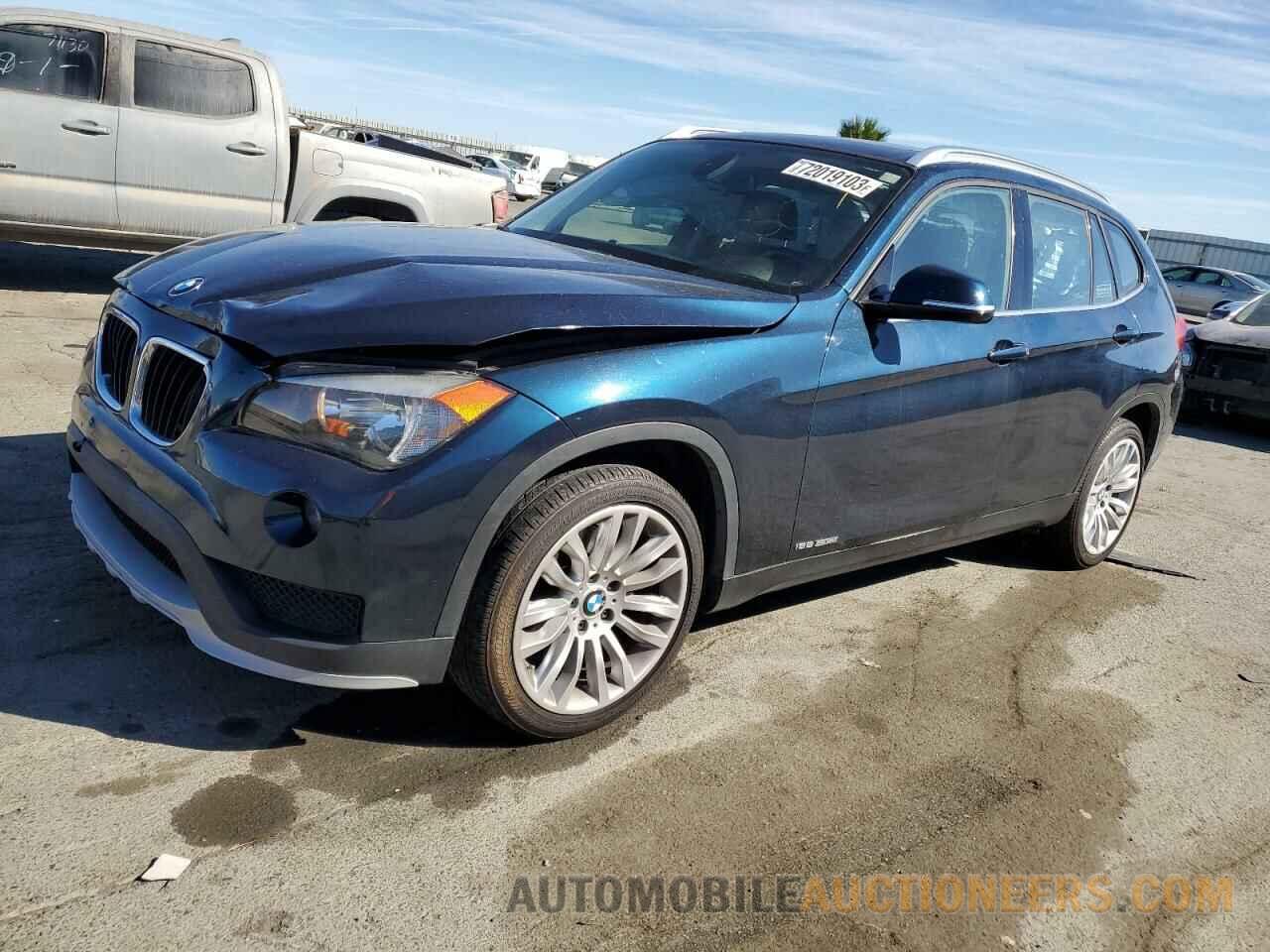 WBAVM1C53FV319537 BMW X1 2015