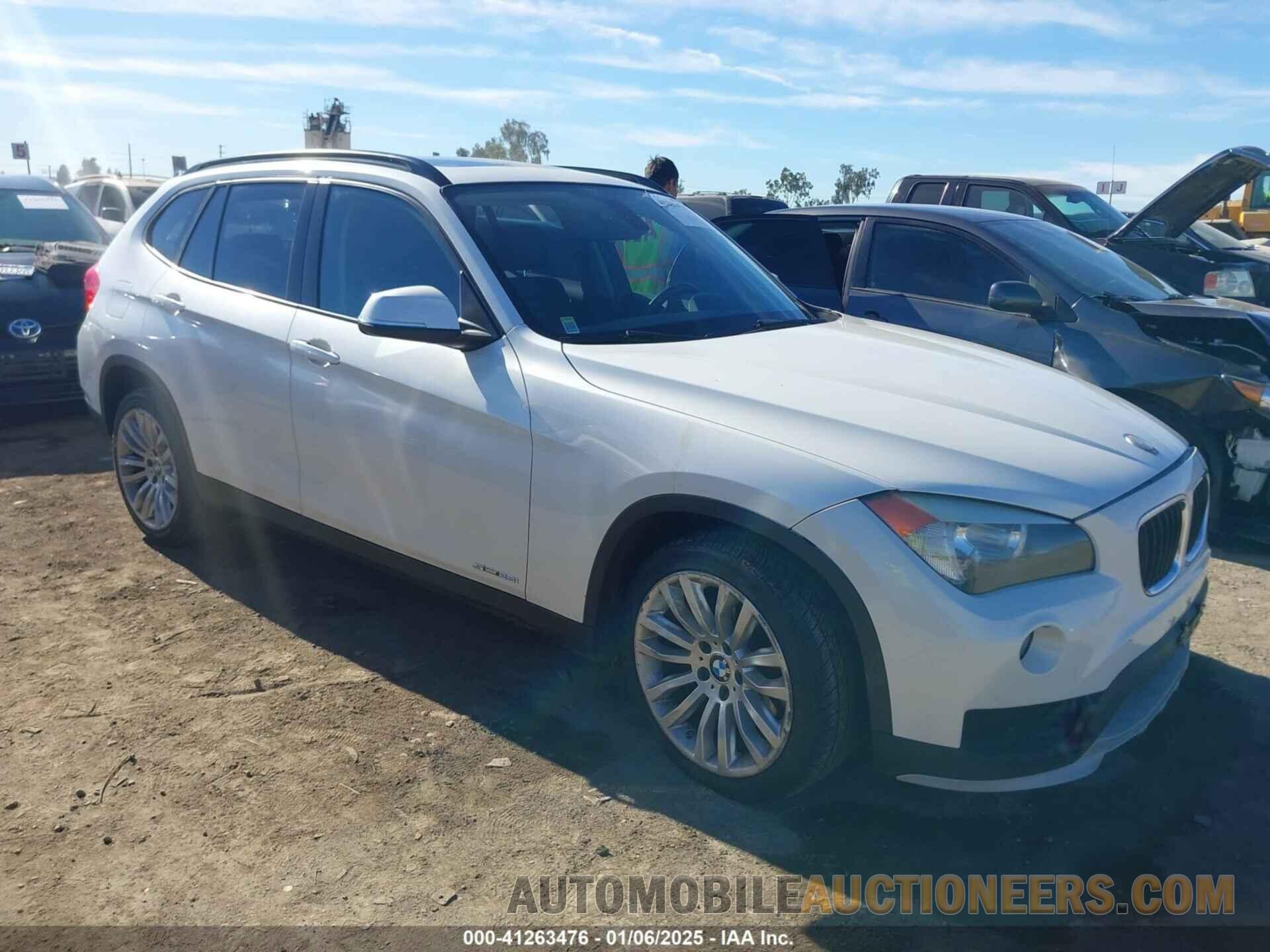 WBAVM1C54FVW57884 BMW X1 2015