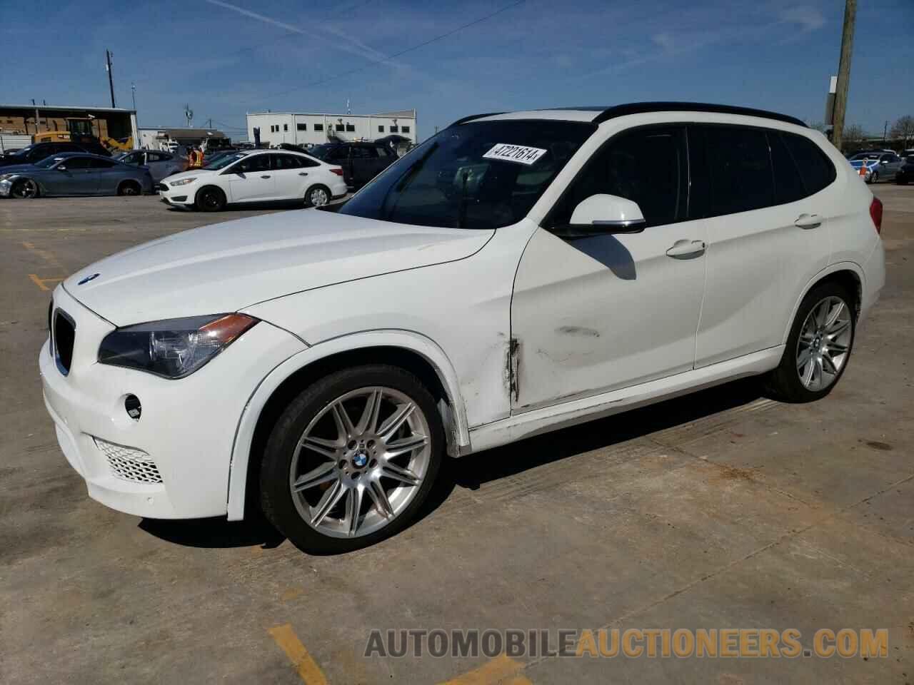 WBAVM1C54FVZ94099 BMW X1 2015