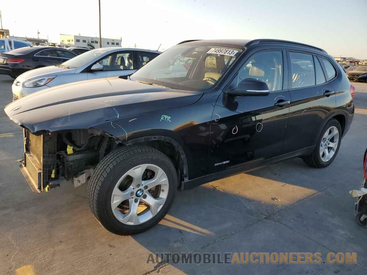 WBAVM1C55FV315599 BMW X1 2015