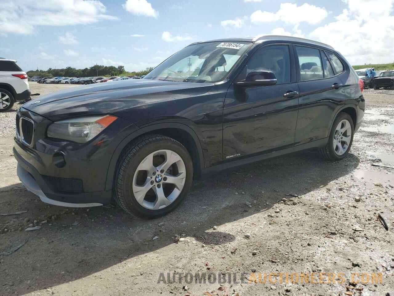 WBAVM1C55FV318602 BMW X1 2015