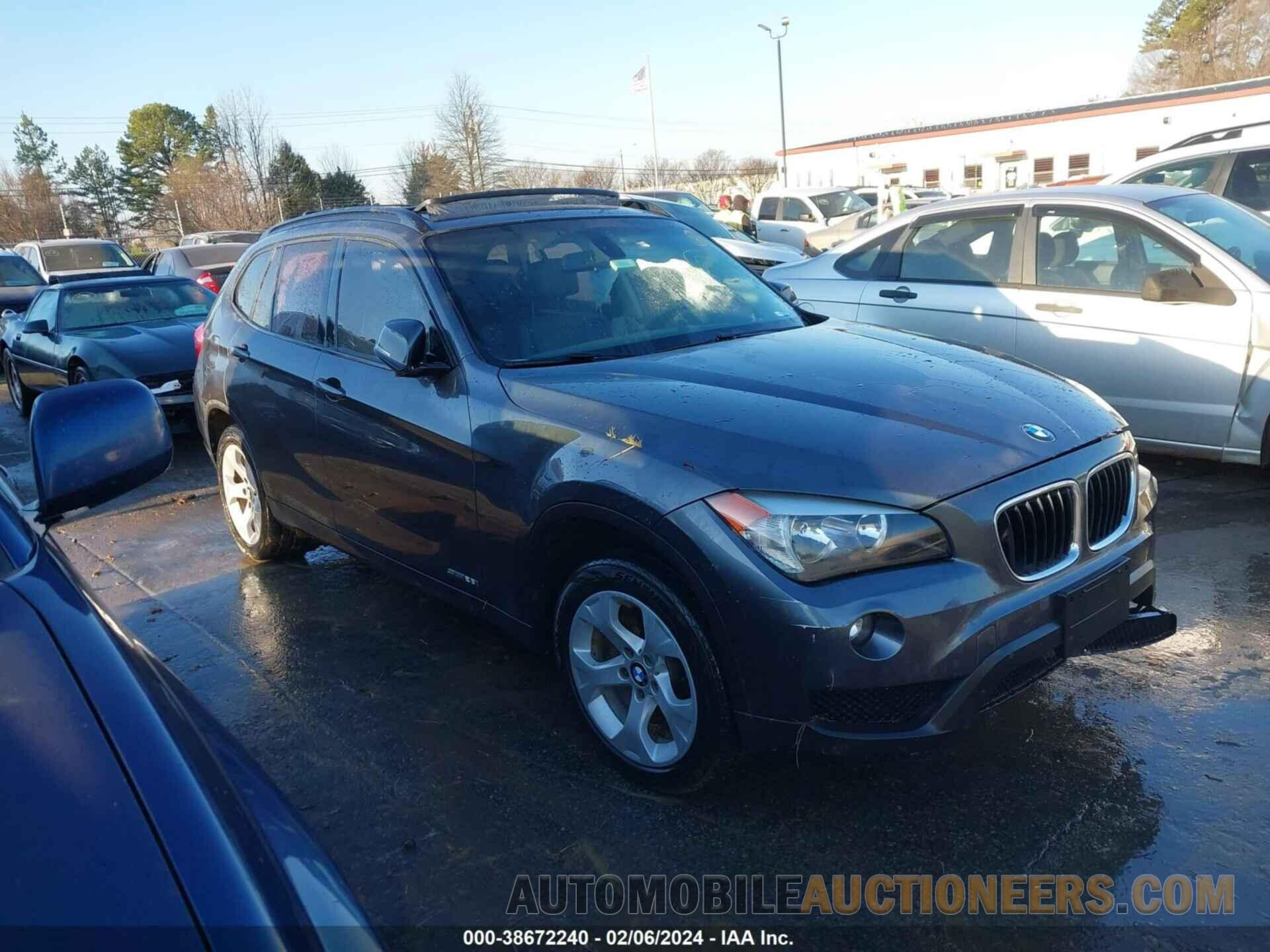 WBAVM1C55FV498308 BMW X1 2015