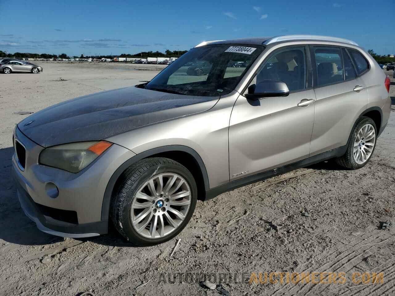 WBAVM1C55FVW58185 BMW X1 2015