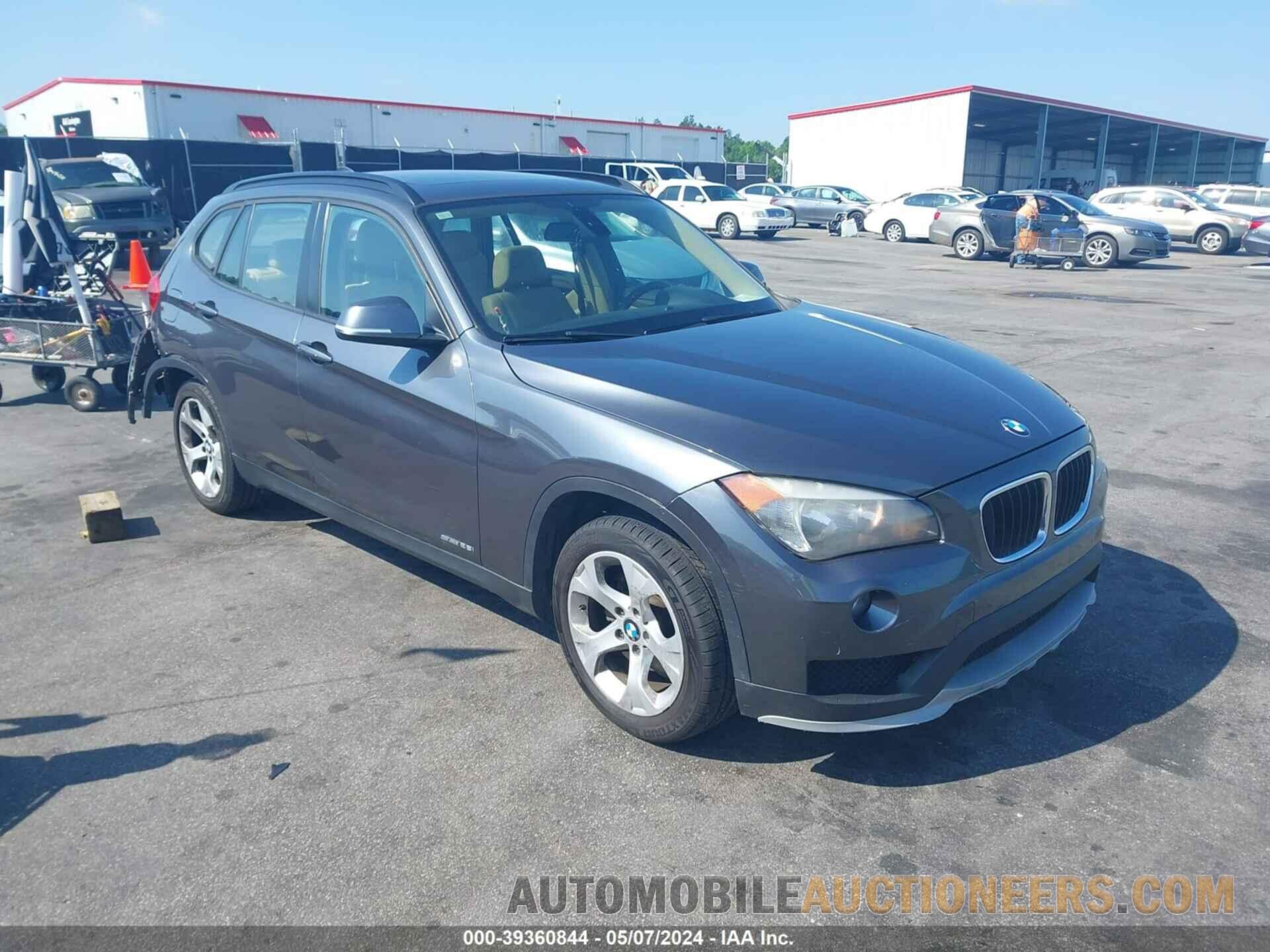 WBAVM1C55FVZ93740 BMW X1 2015