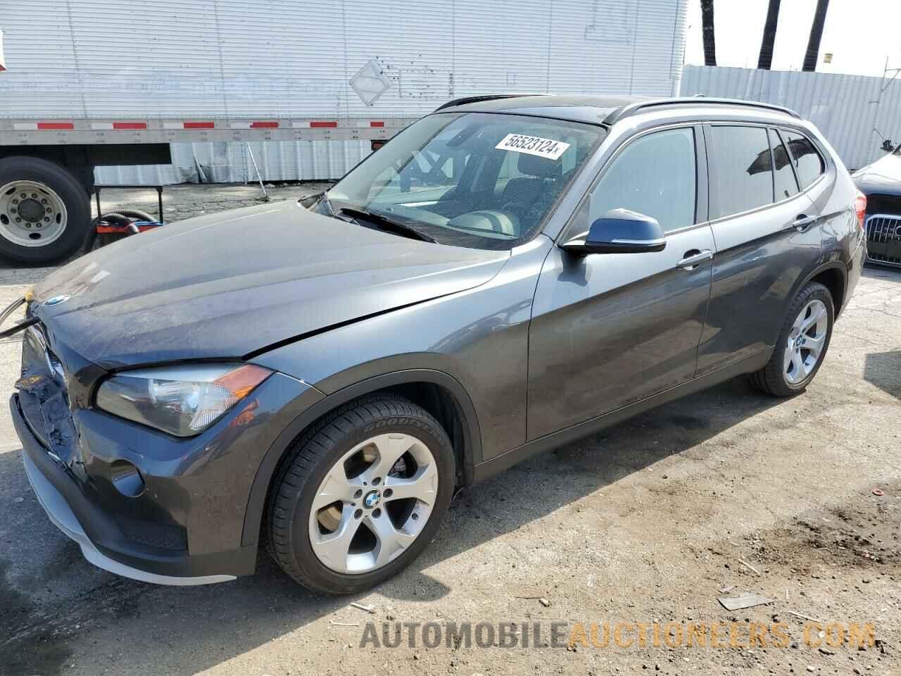 WBAVM1C55FVZ94211 BMW X1 2015