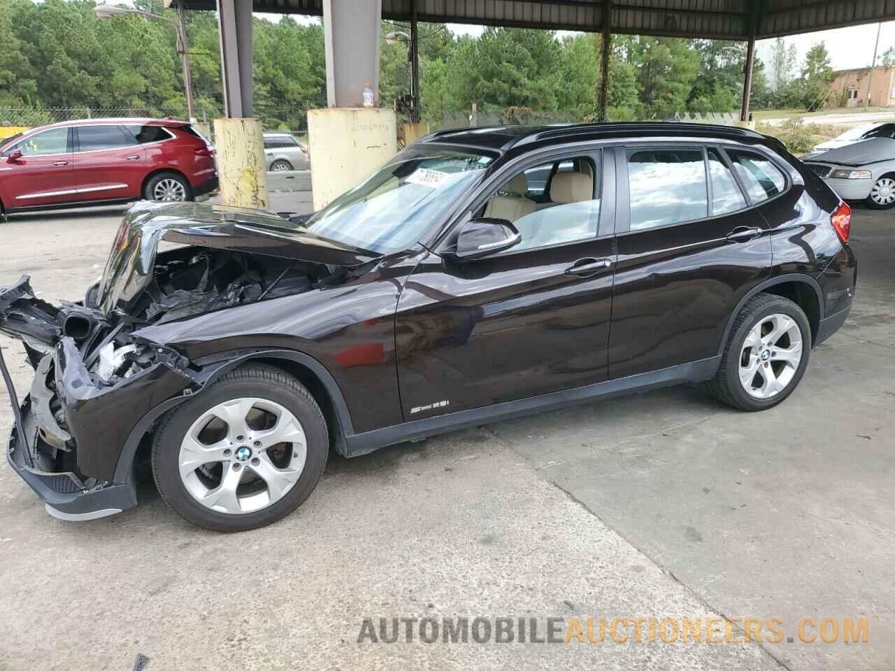 WBAVM1C56FV316518 BMW X1 2015