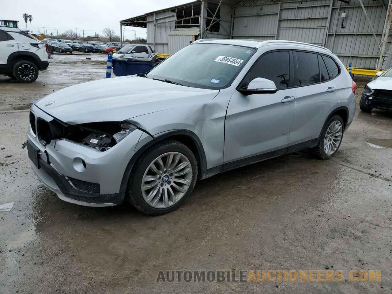 WBAVM1C56FVW58681 BMW X1 2015