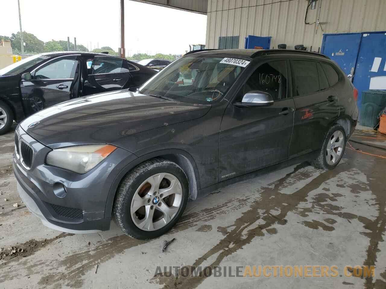 WBAVM1C57FVW57913 BMW X1 2015