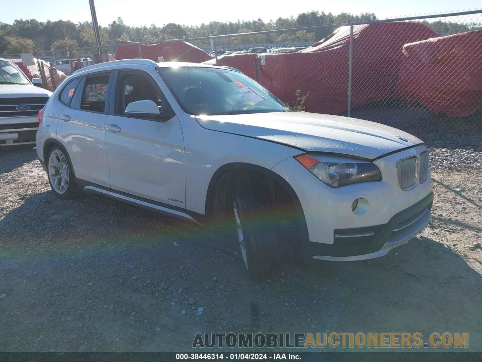 WBAVM1C57FVZ93626 BMW X1 2015