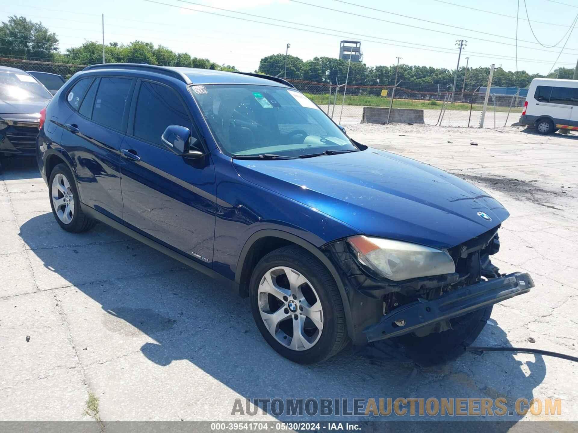 WBAVM1C58FV315838 BMW X1 2015