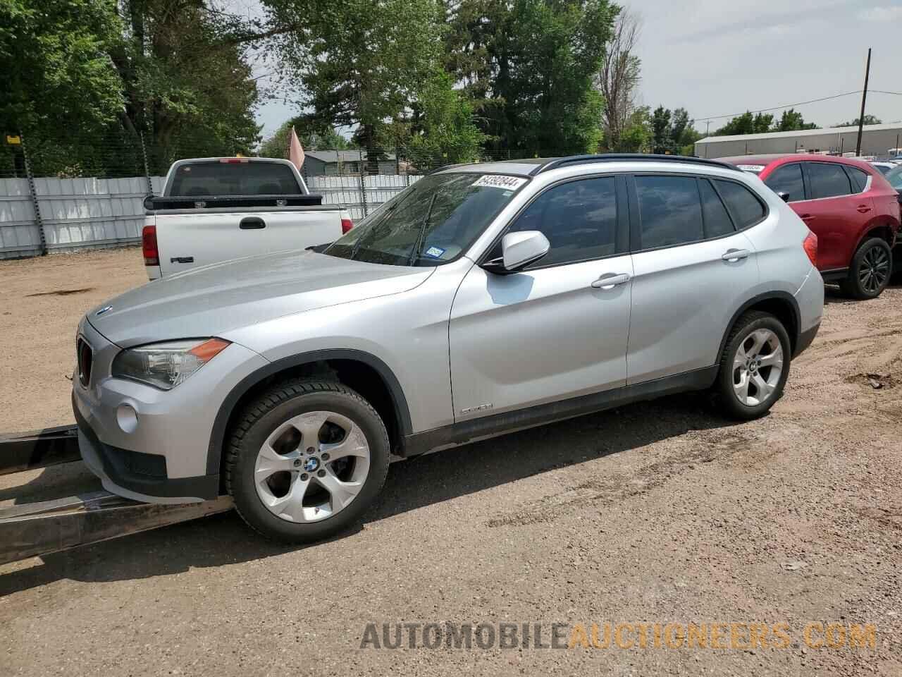 WBAVM1C58FV498643 BMW X1 2015