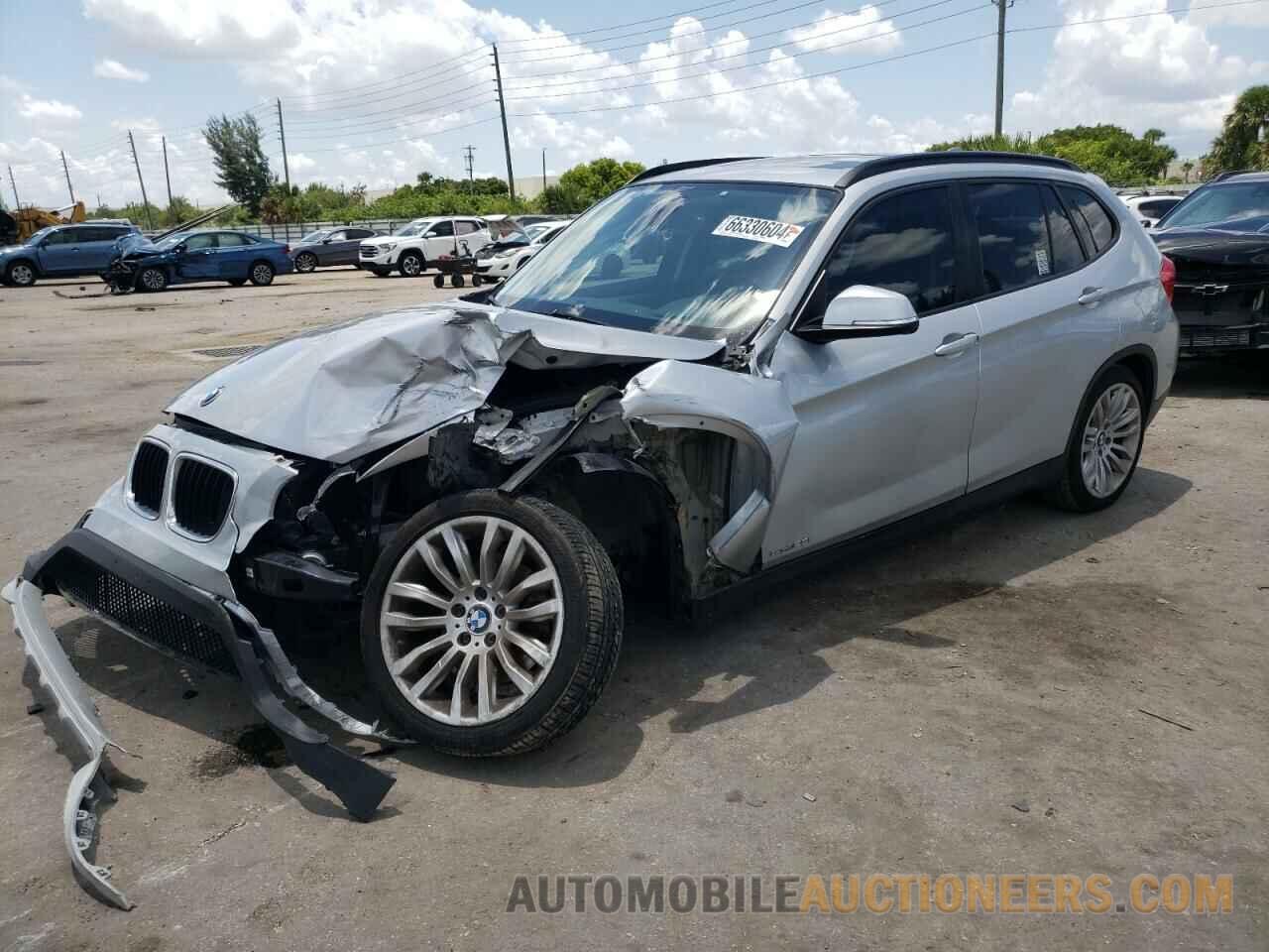 WBAVM1C58FVW57273 BMW X1 2015