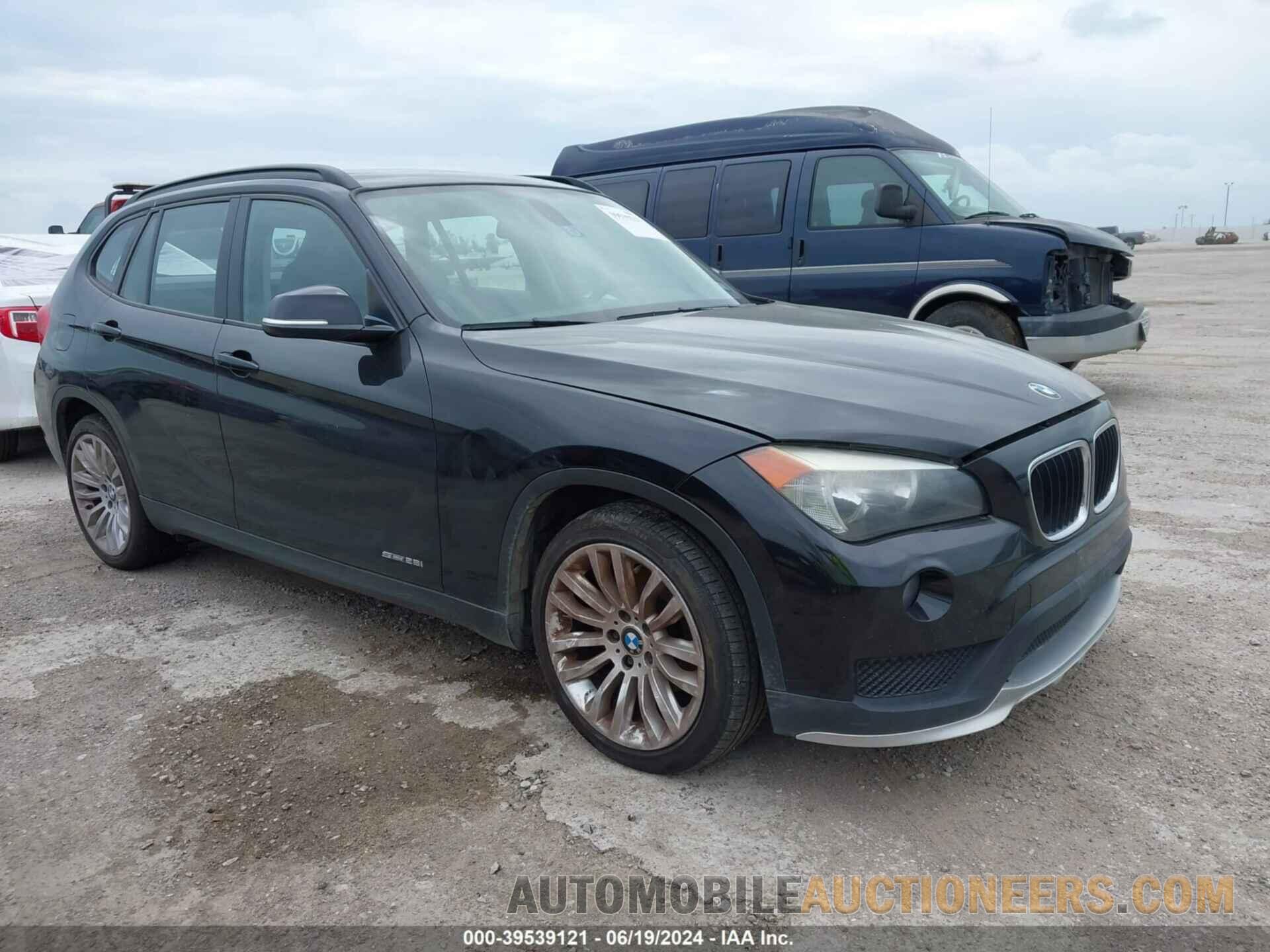 WBAVM1C59FV315301 BMW X1 2015