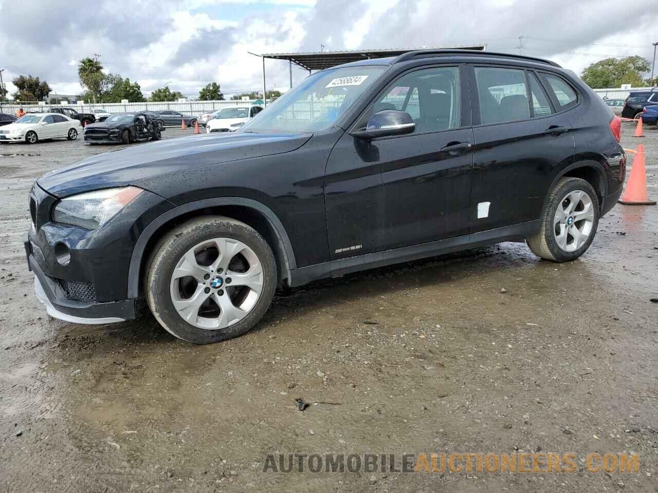 WBAVM1C59FV316075 BMW X1 2015