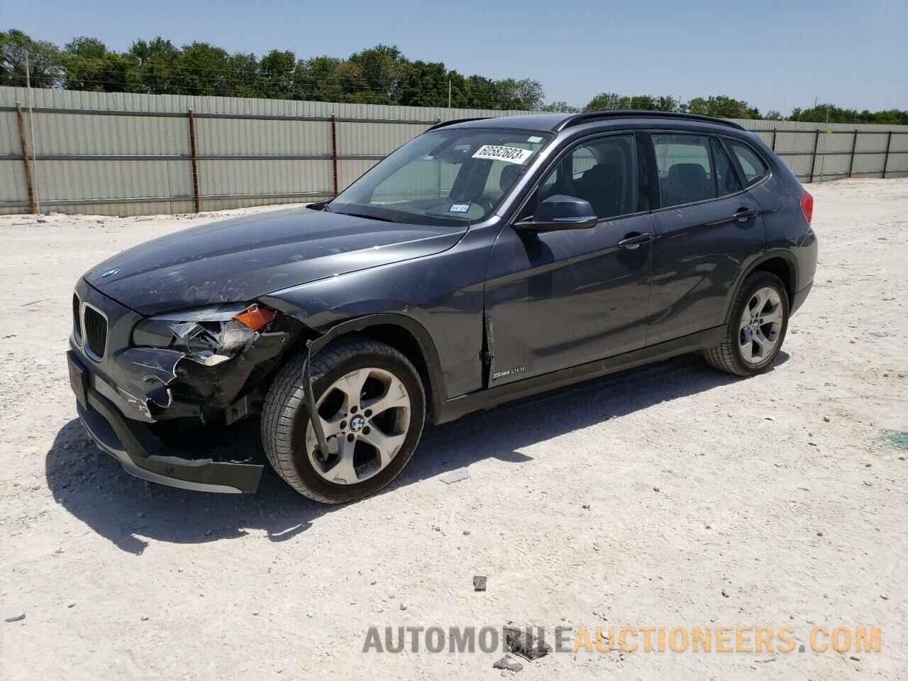 WBAVM1C59FV318036 BMW X1 2015