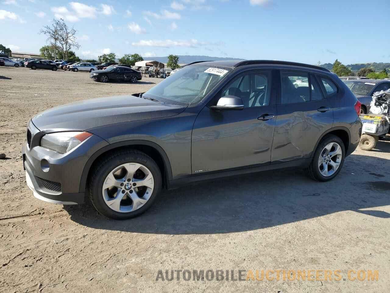 WBAVM1C59FVW58268 BMW X1 2015