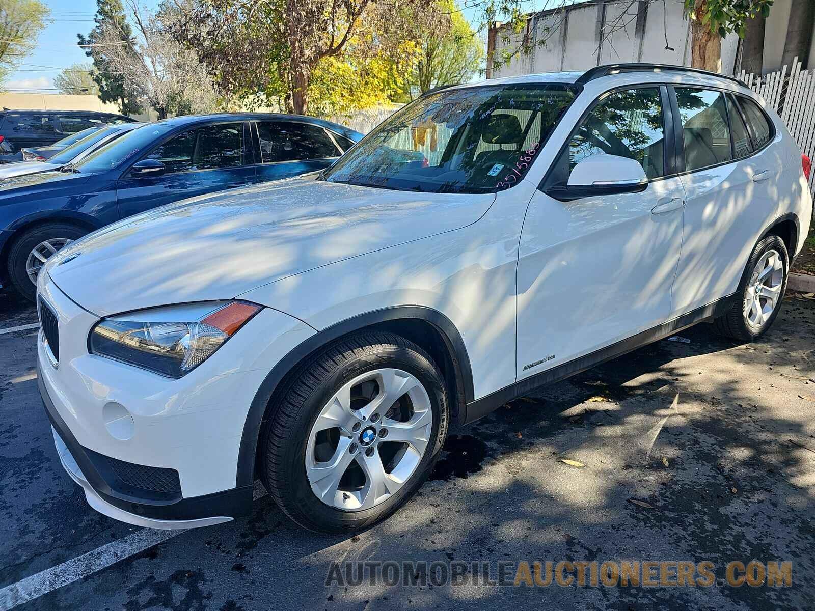 WBAVM1C59FVZ94325 BMW X1 2015