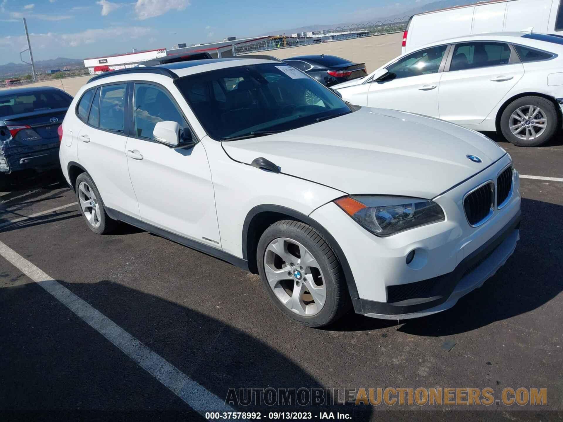 WBAVM1C5XFV318465 BMW X1 2015