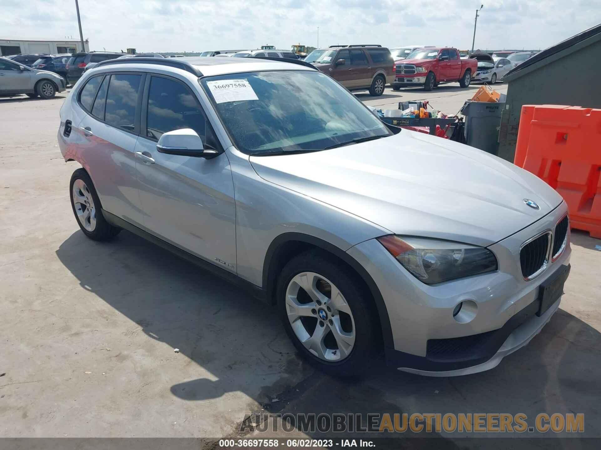 WBAVM1C5XFVW58182 BMW X1 2015