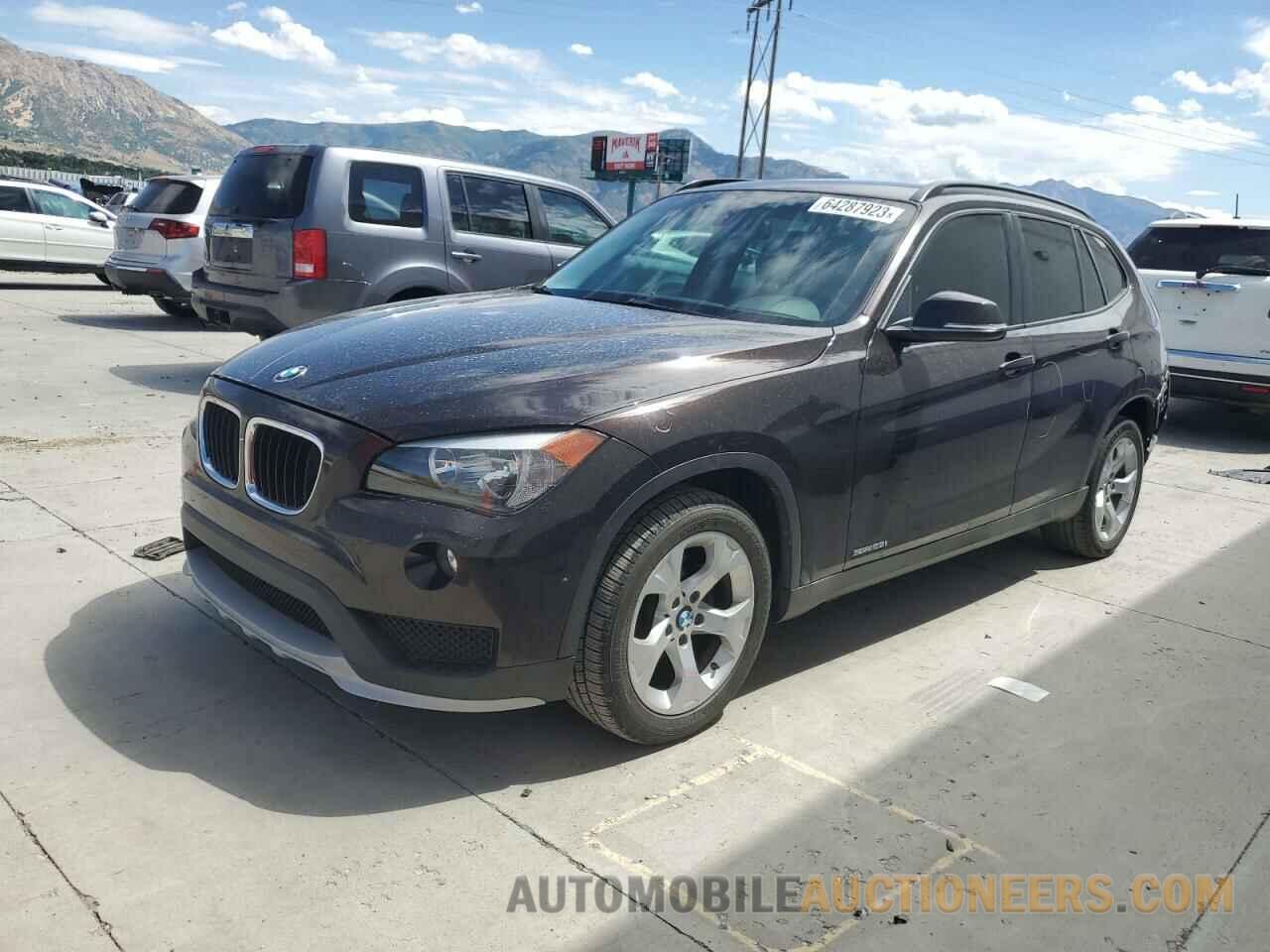 WBAVM1C5XFVW58439 BMW X1 2015