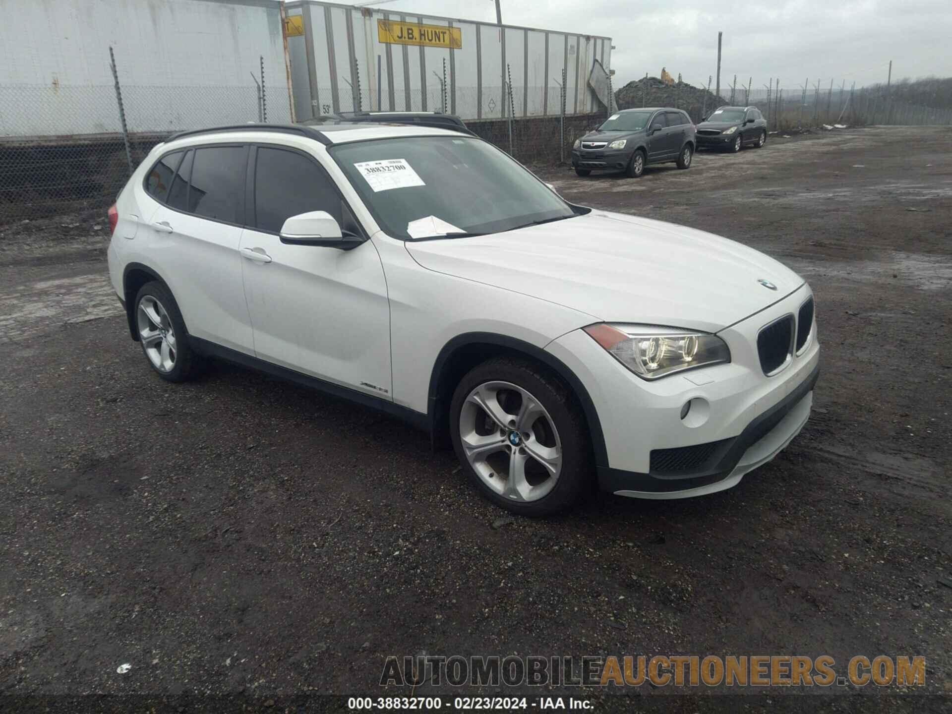 WBAVM5C53FVV95336 BMW X1 2015