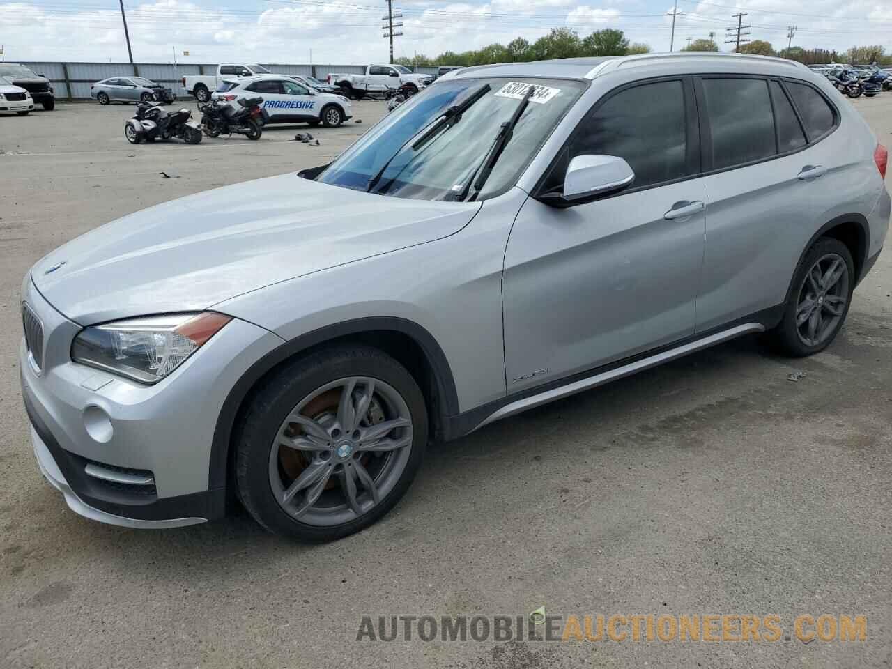 WBAVM5C55FVV95113 BMW X1 2015