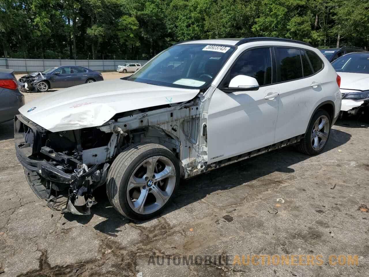 WBAVM5C58FVV94599 BMW X1 2015