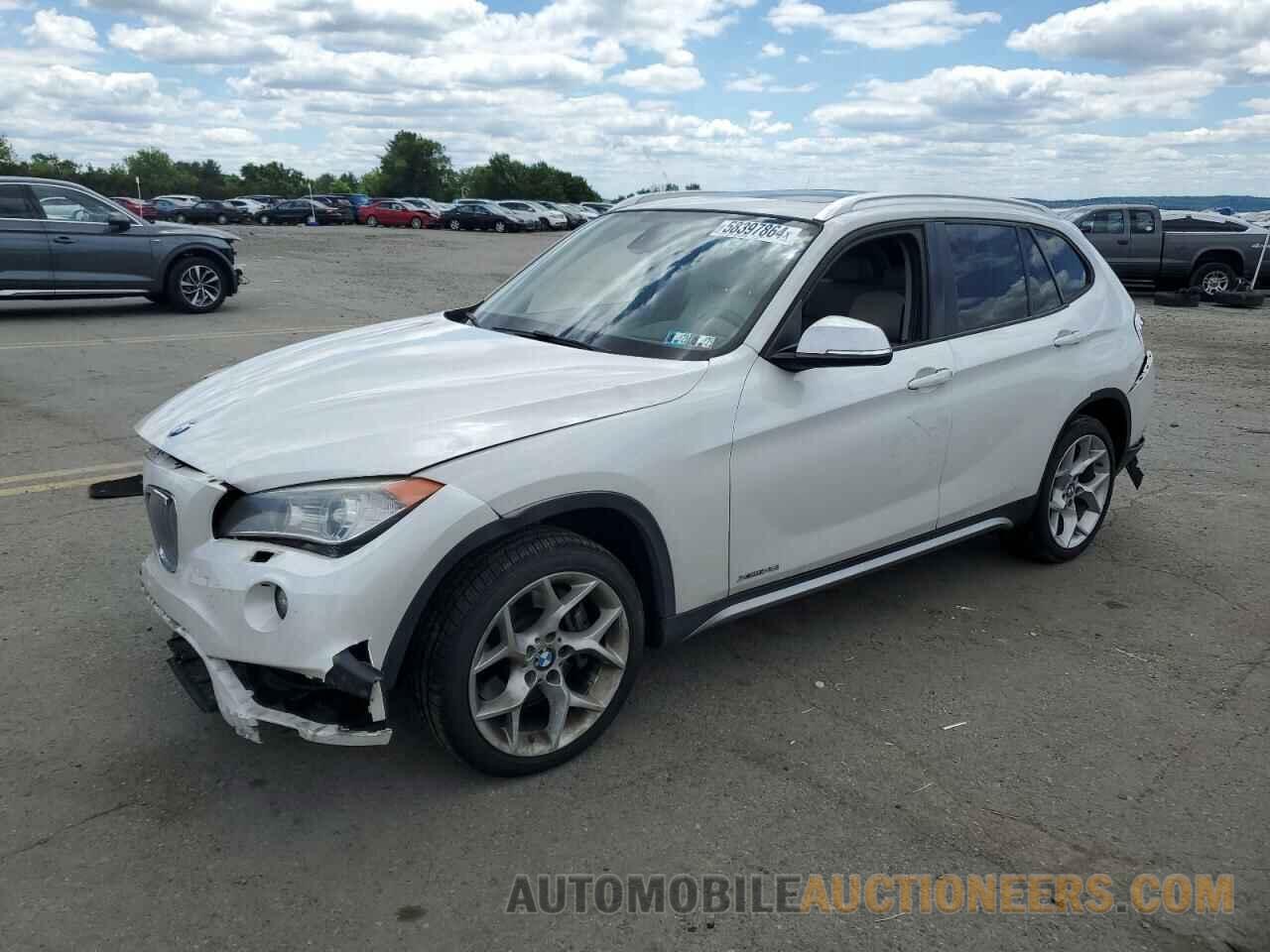 WBAVM5C5XFVV93485 BMW X1 2015