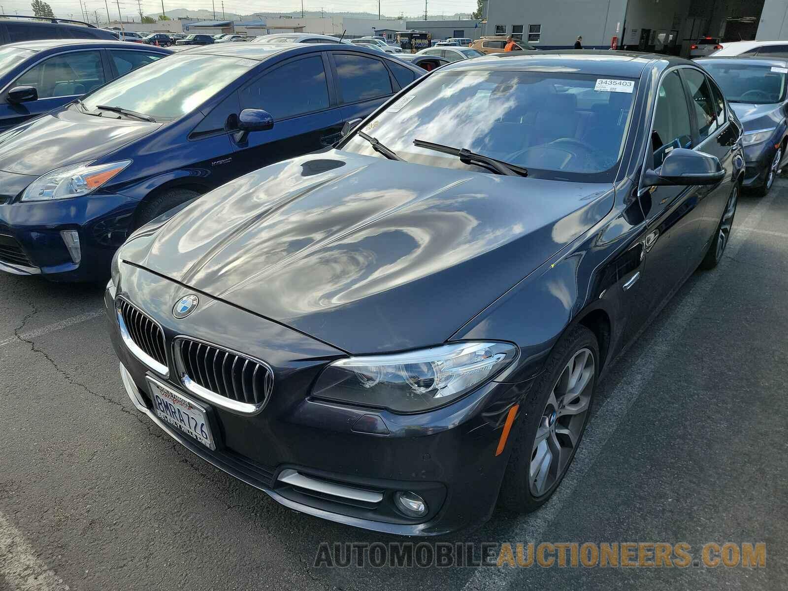 WBAXA5C57GG042096 BMW 5 Series 2016