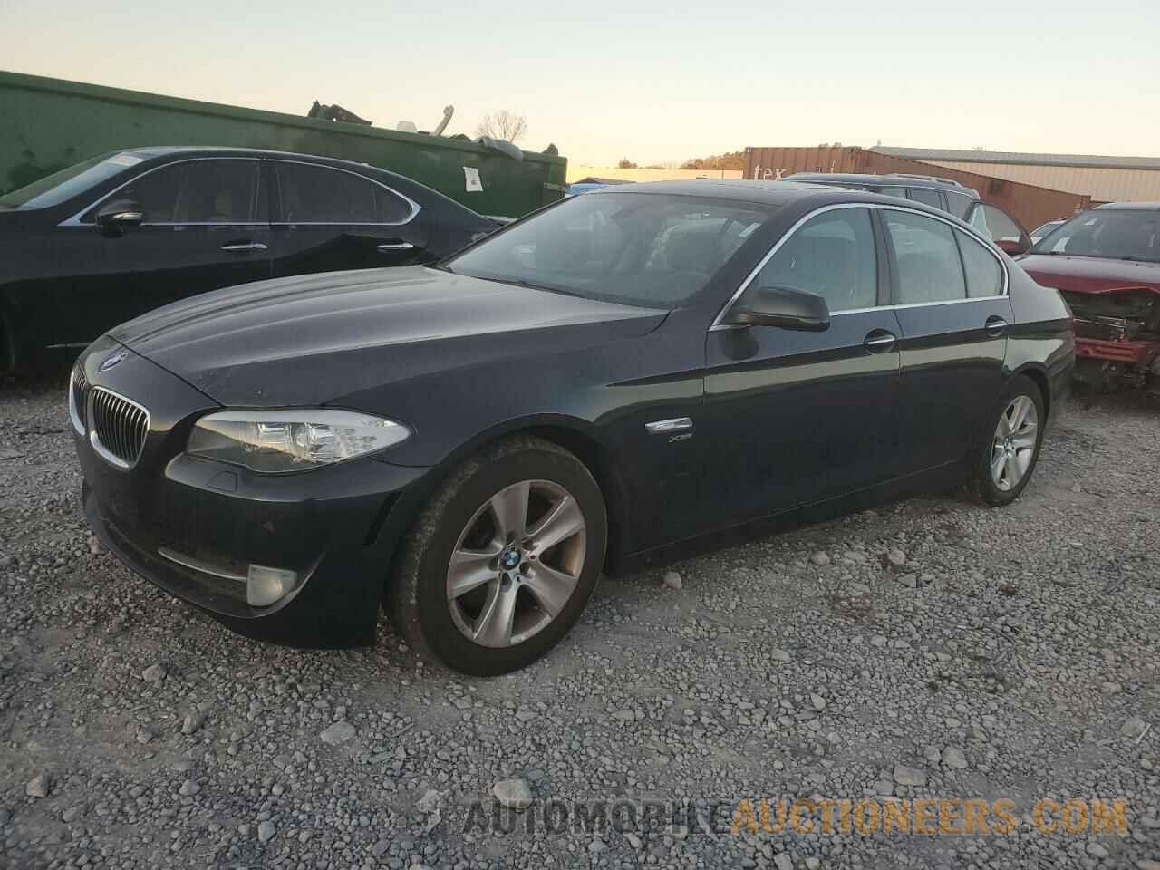 WBAXG5C50DD233063 BMW 5 SERIES 2013