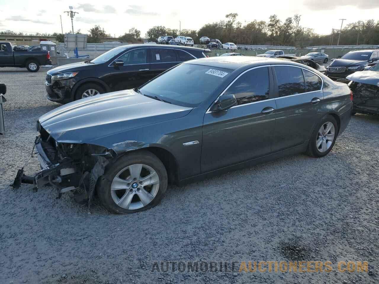 WBAXG5C54DD230084 BMW 5 SERIES 2013