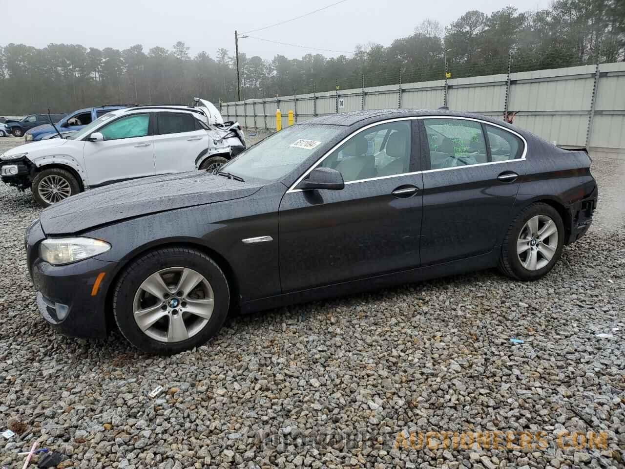 WBAXG5C54DD232143 BMW 5 SERIES 2013