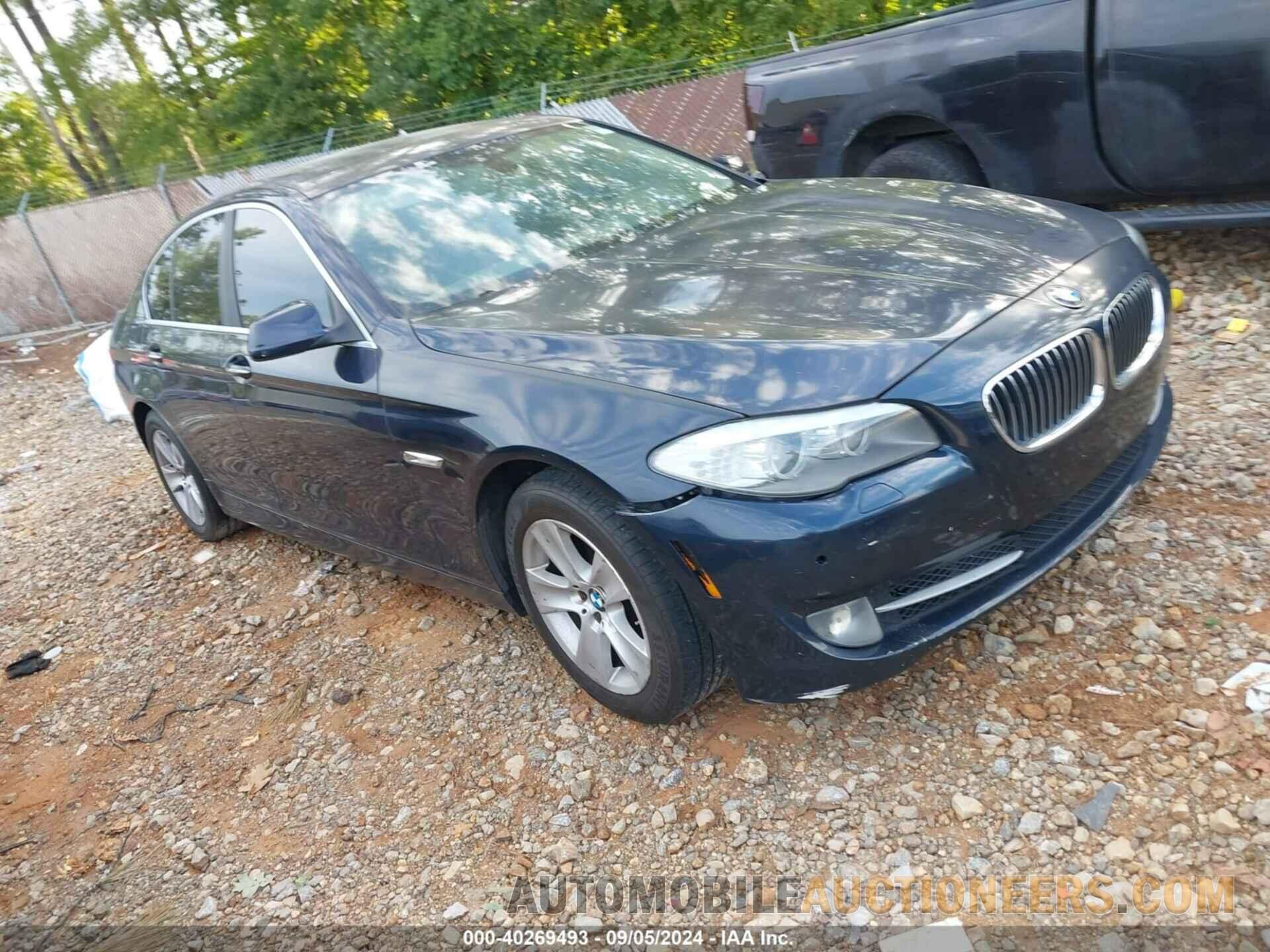 WBAXG5C54DDY31401 BMW 528I 2013