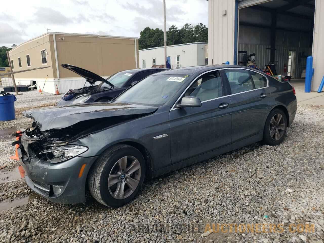 WBAXG5C54DDY35240 BMW 5 SERIES 2013