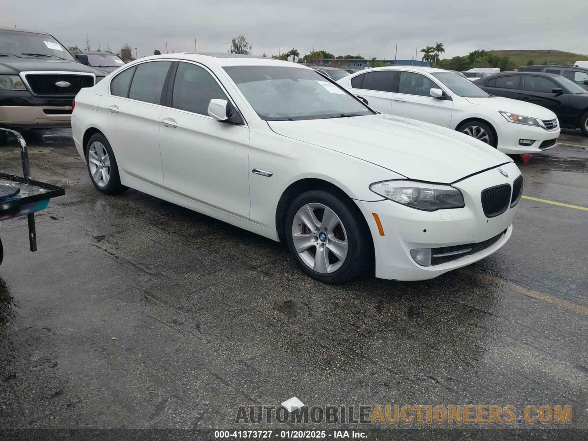 WBAXG5C55CDW85766 BMW 528I 2012