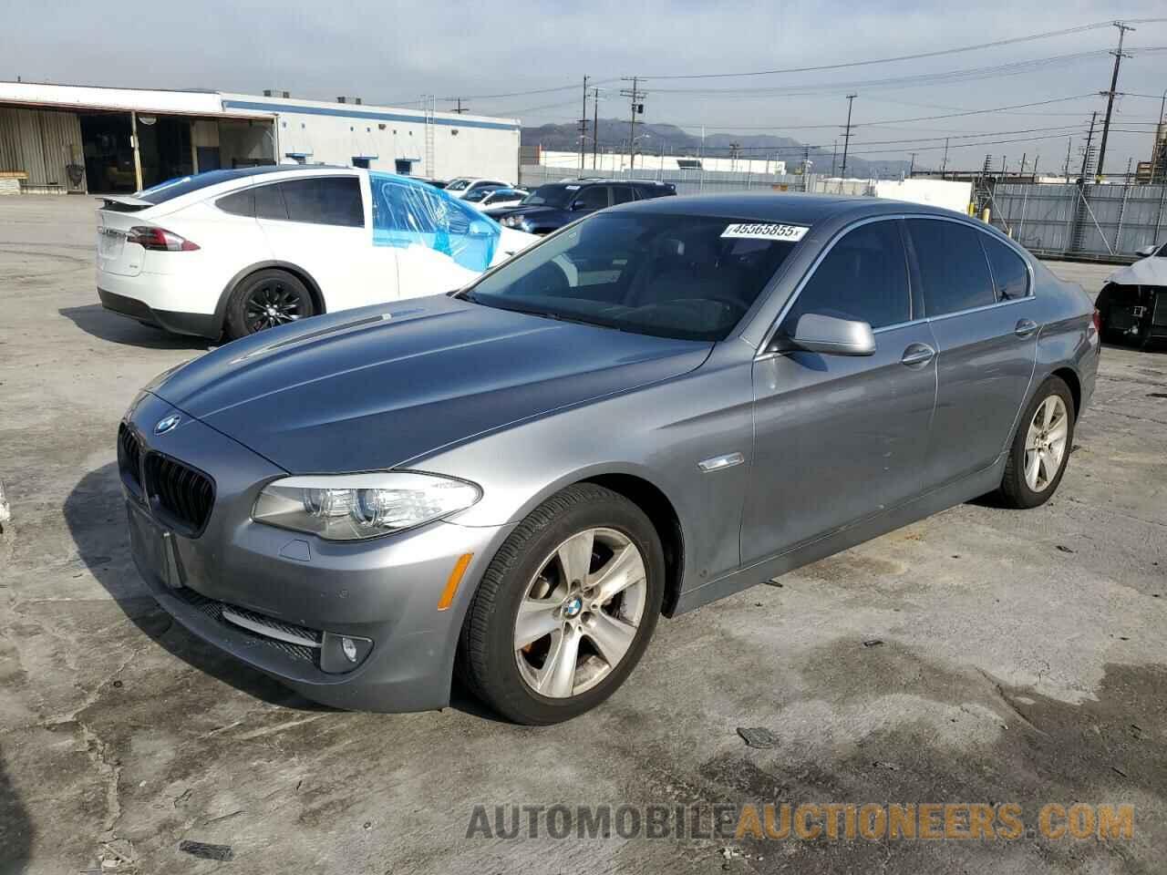 WBAXG5C55DDY35134 BMW 5 SERIES 2013