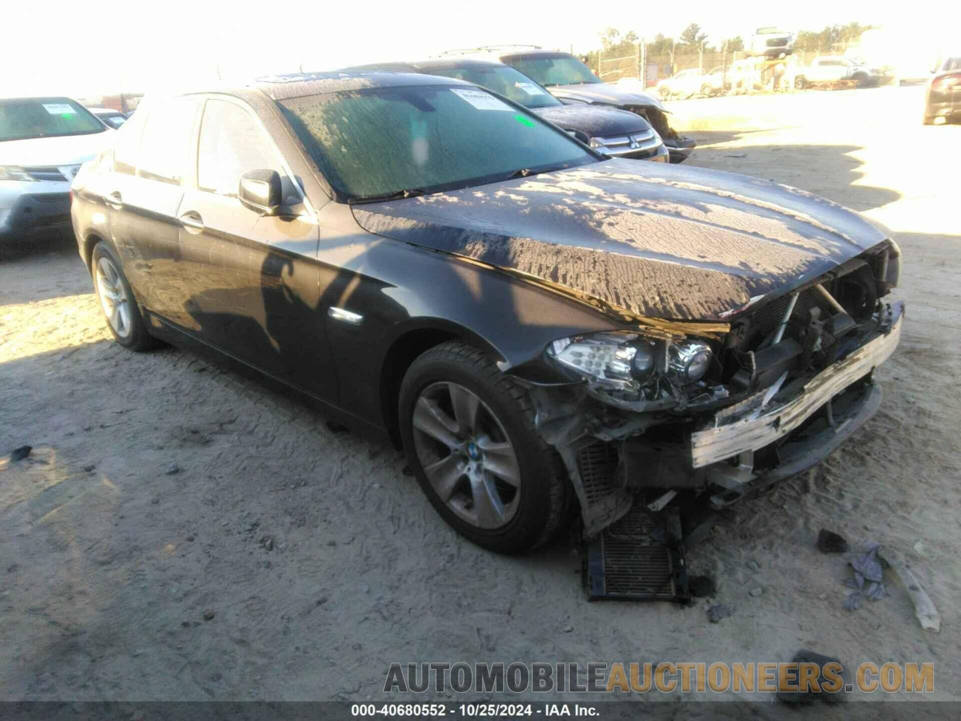 WBAXG5C55DDY36722 BMW 528I 2013