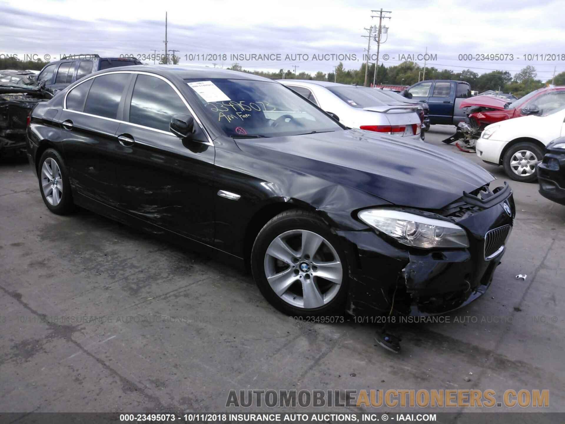 WBAXG5C56CDX03823 BMW 528 2012