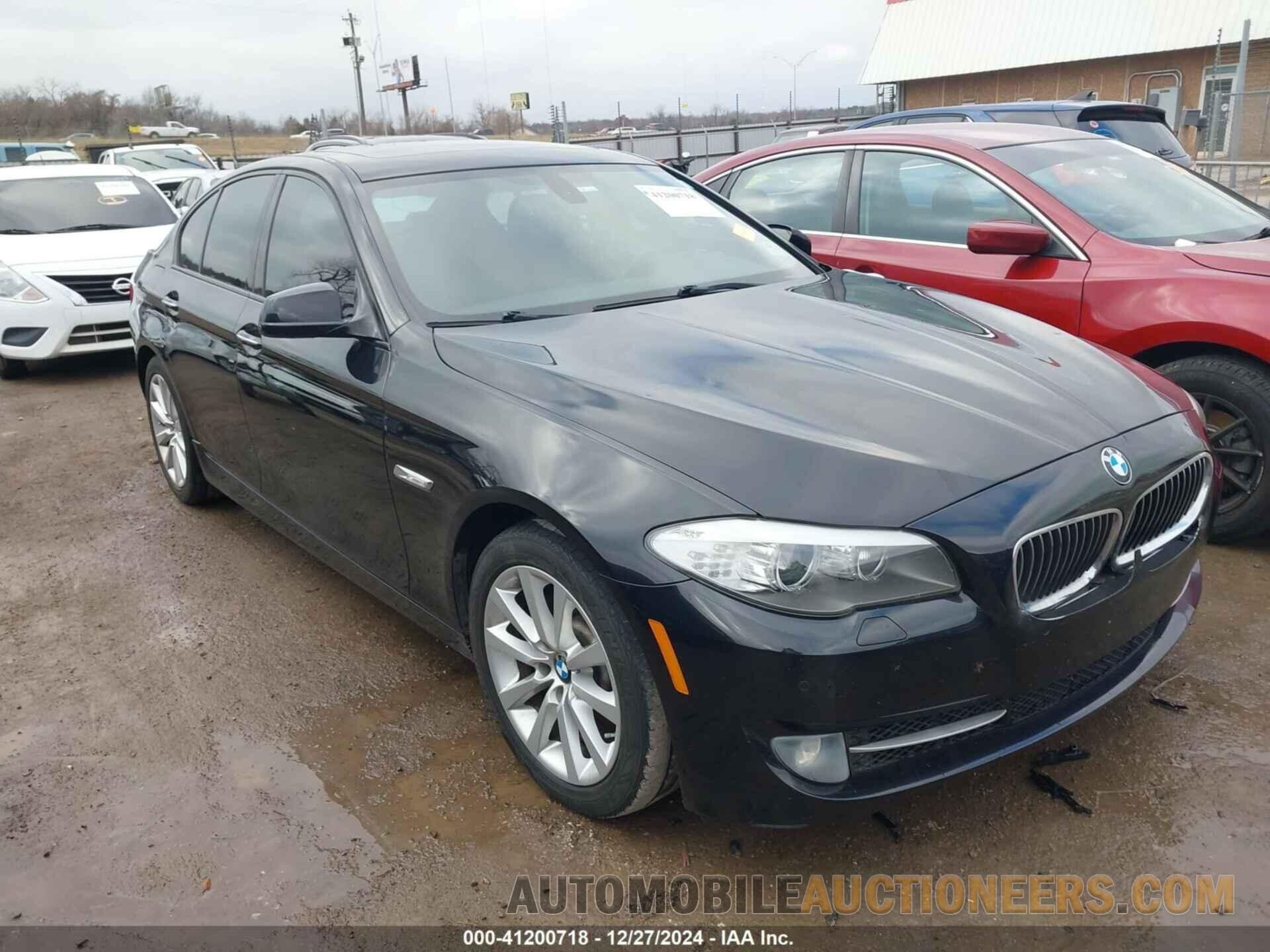 WBAXG5C57CDX01868 BMW 528I 2012