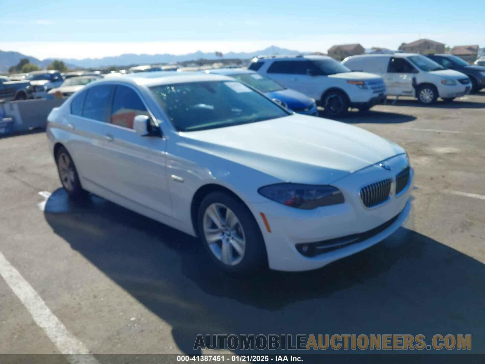 WBAXG5C58DD230931 BMW 528I 2013