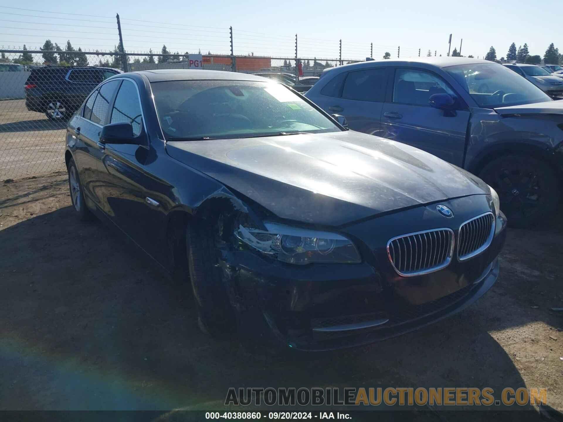 WBAXG5C5XCDW84533 BMW 528I 2012